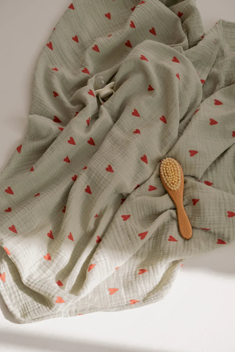 Beige Hearts Swaddle Print Medium
