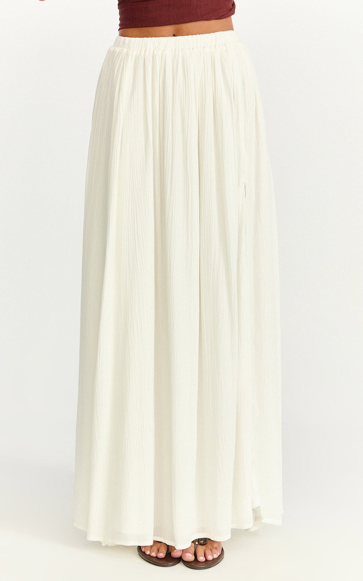 Anessa Maxi Skirt - Elastic Waist Maxi Skirt With Thigh Split in Natural