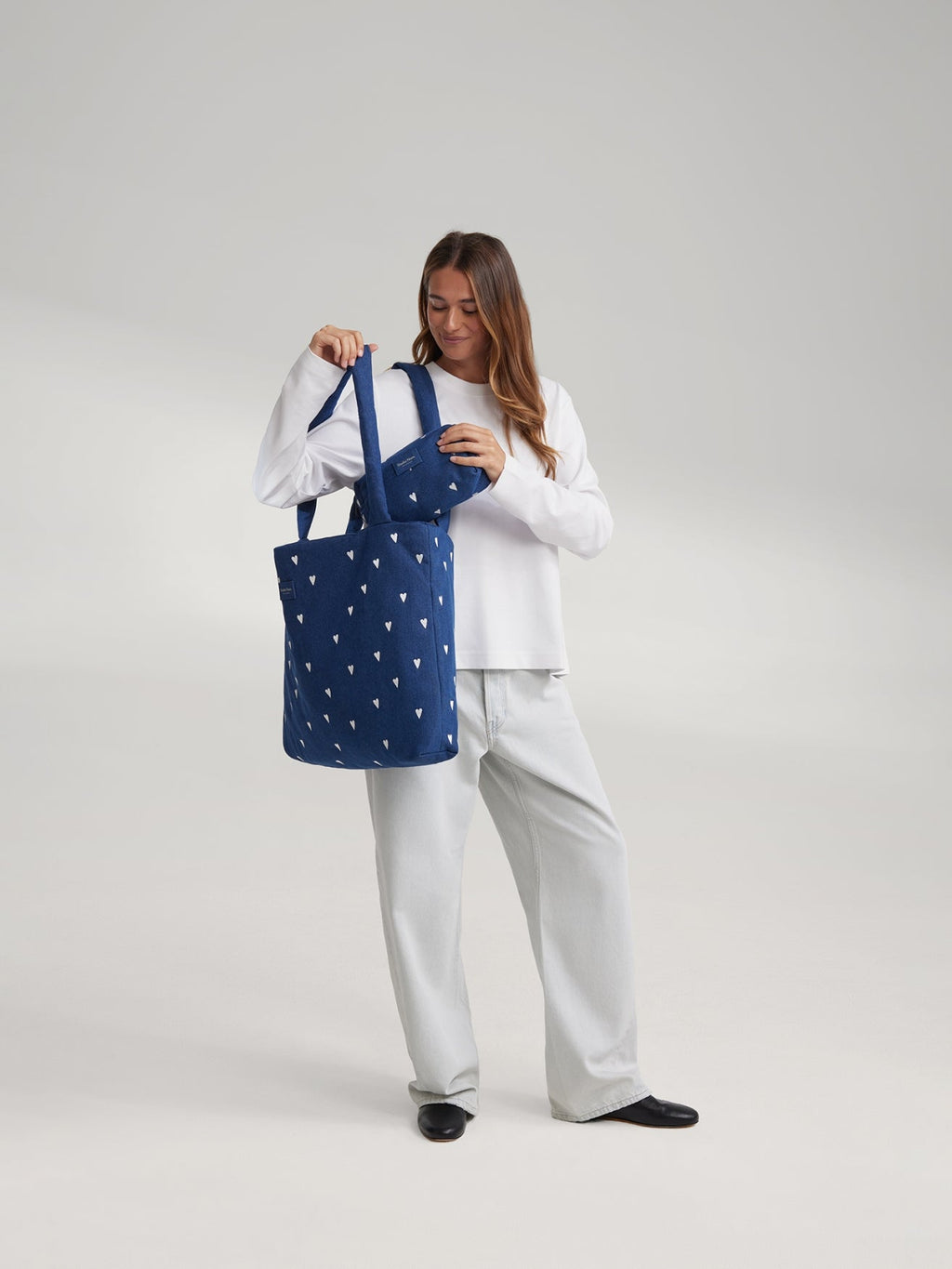 Denim-Täschchen | Dunkelblau-weiße Herzen