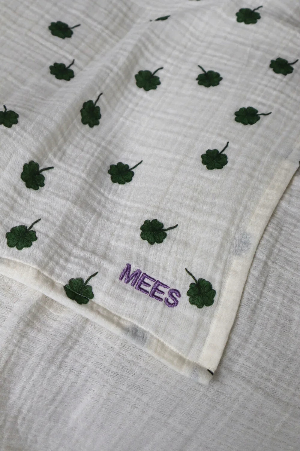 Lila Klee Wickeltuch Druck Medium
